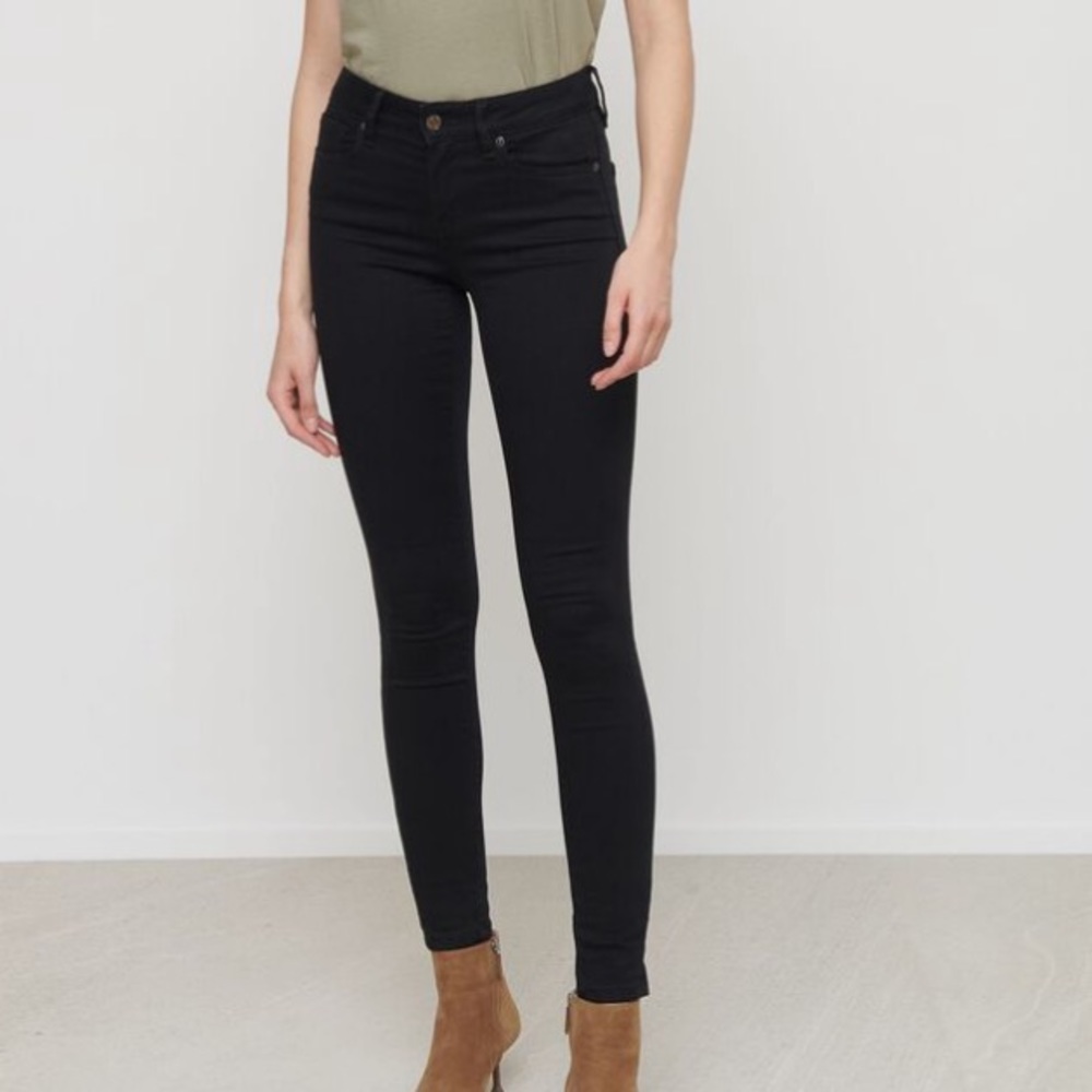 Black Jeans Dynamite